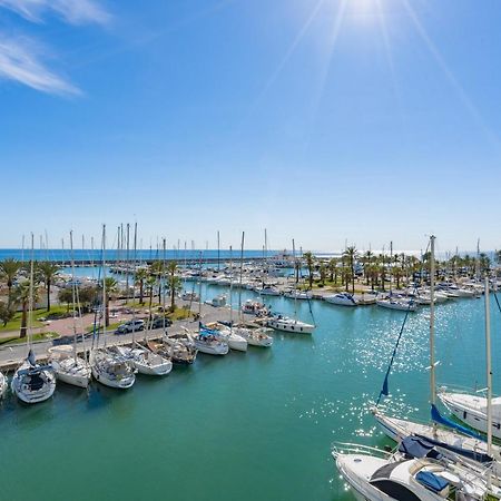 Puerto De Benalmadena Apartamento Vacacional Con Vistas Al Mar Y Yates Tres Habitaciones 2 Banos Экстерьер фото