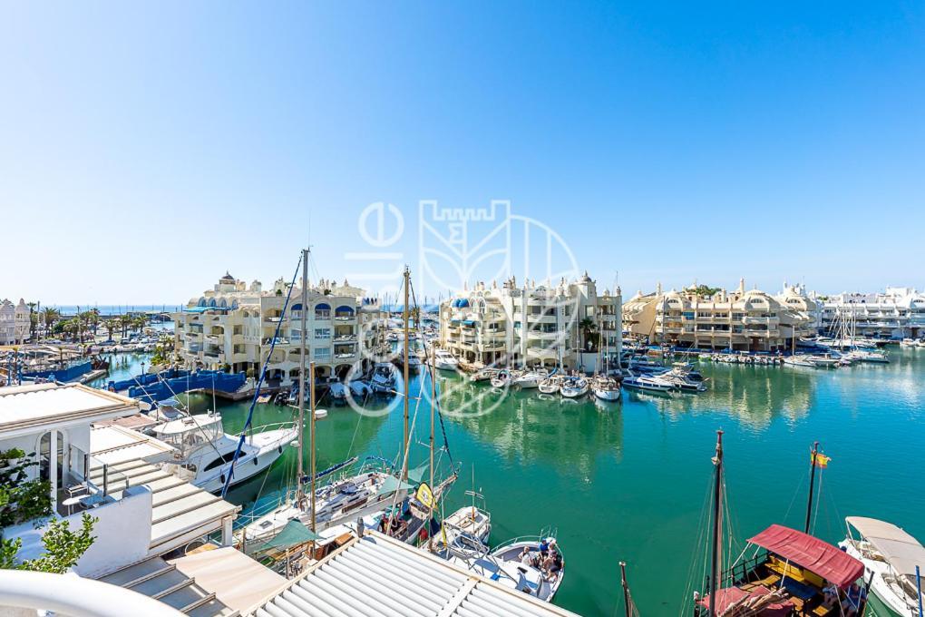Puerto De Benalmadena Apartamento Vacacional Con Vistas Al Mar Y Yates Tres Habitaciones 2 Banos Экстерьер фото